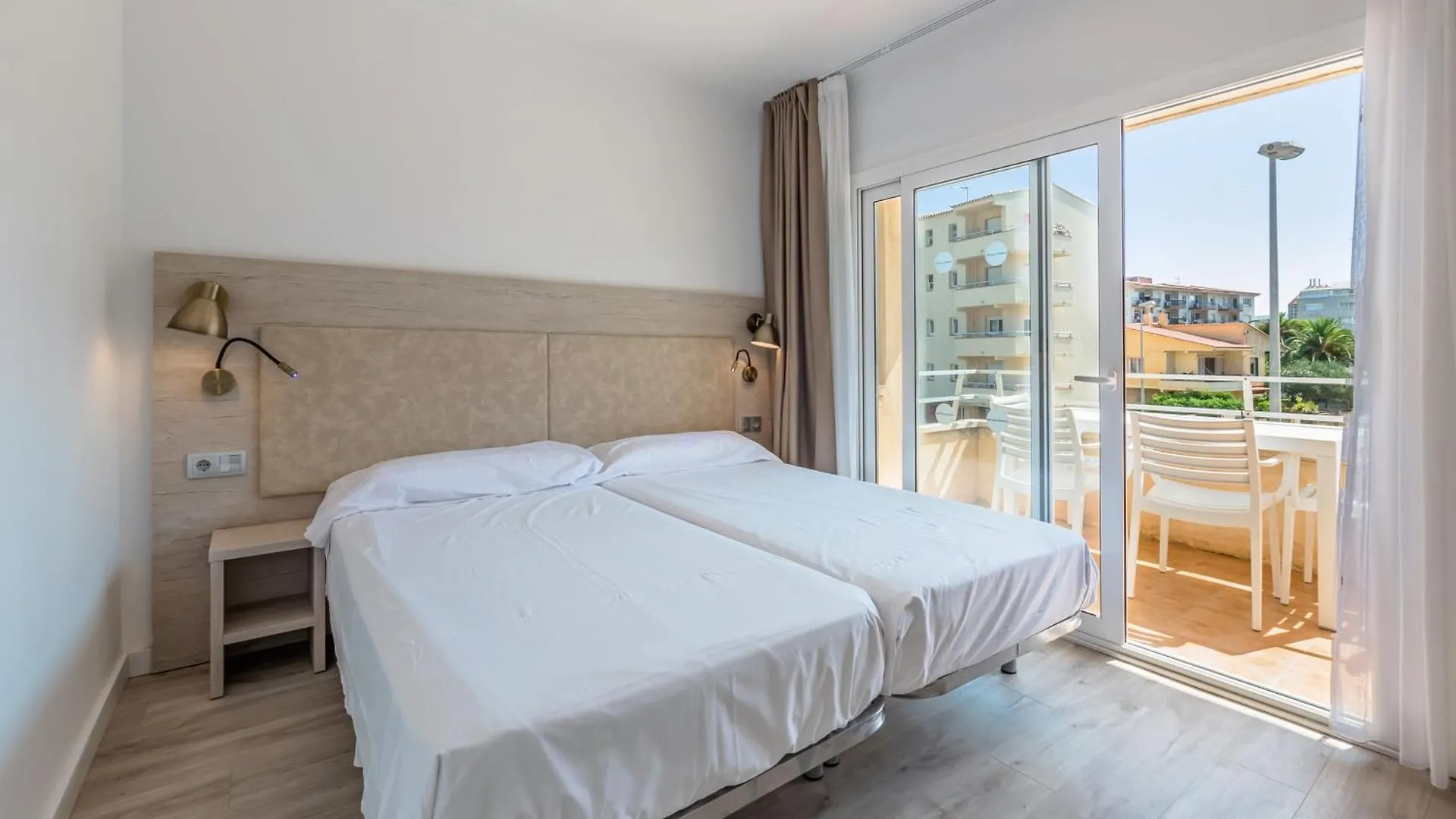 Pierre & Vacances Estartit Playa L'Estartit 0*,  Spain